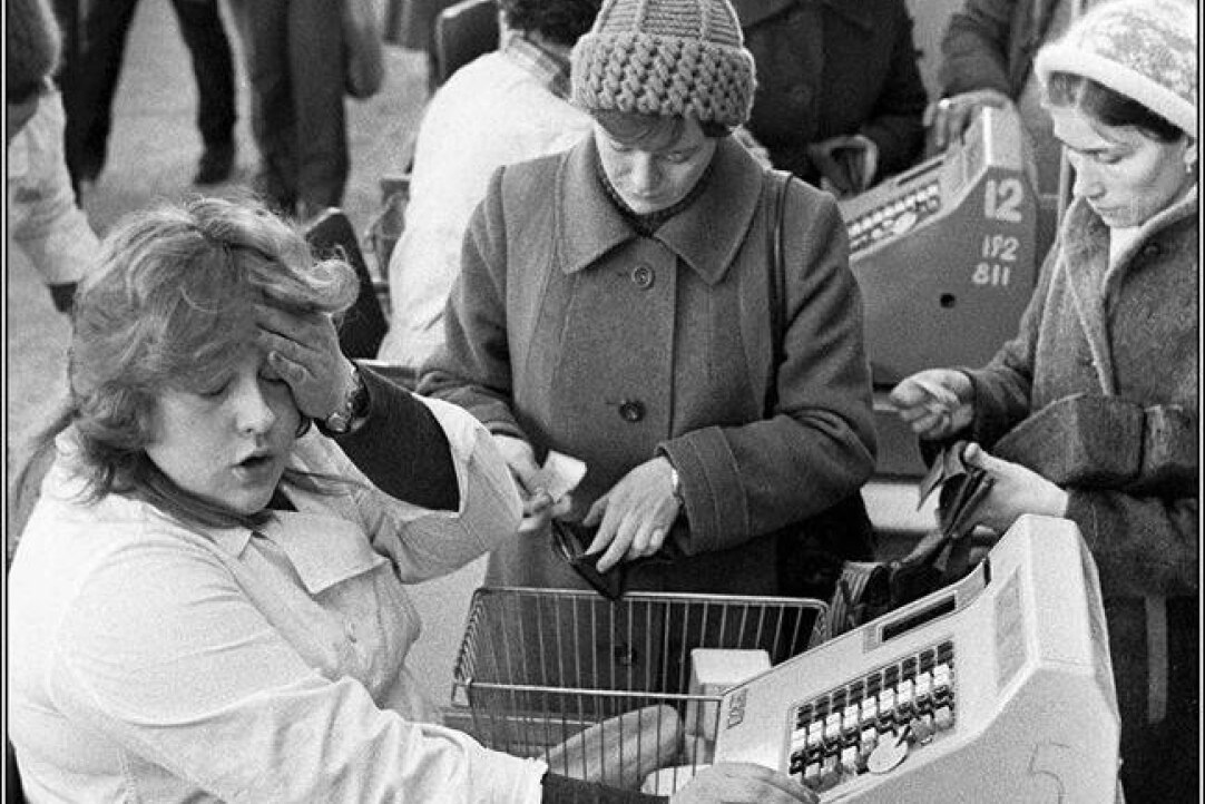 Участие моряков дальнего плавания в неформальных экономических практиках в 1970-1990-е годы: публичное и приватное